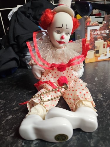 Victoria impex porcelain clown - victoria,