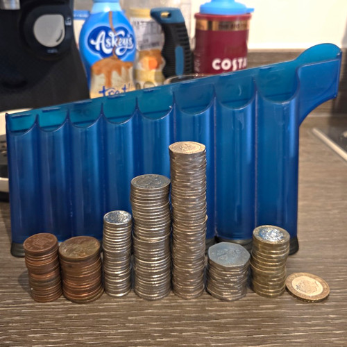 Blue coin sorting - blue,