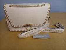 Red Fox Fashion Hand