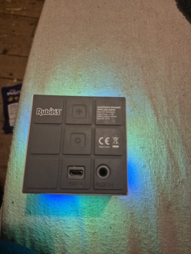 Rubiks cube bluetooth speaker - rubiks,