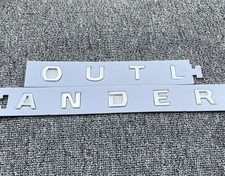 Mitsubishi Outlander Badge