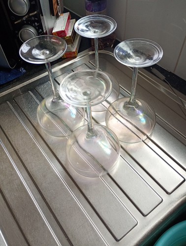 Wine glasses new without - x,