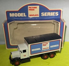 LLEDO SCAMMELL FOR PICTURE