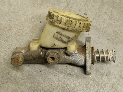 Lockheed master cylinder 4 - master,
