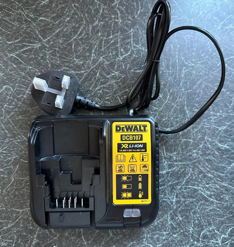 Dewalt dcb107 dcb112 xr - /,