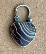 Vintage Silver Scottish Banded agate heart padlock engraved pendant bracelet