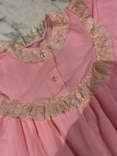 Gorgeous vintage pink nylon - ,