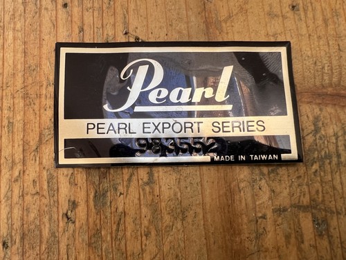 Pearl export series badge logo - pearl,