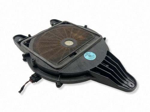 Audi 2018 subwoofer - a4, b9