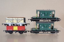 HORNBY RAKE of 4 R6459