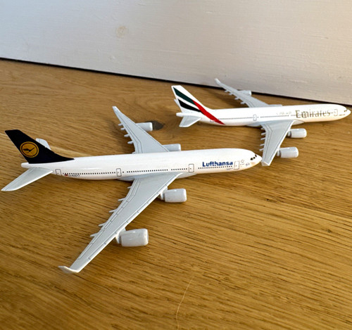 Airbus a340 diecast model - airbus,