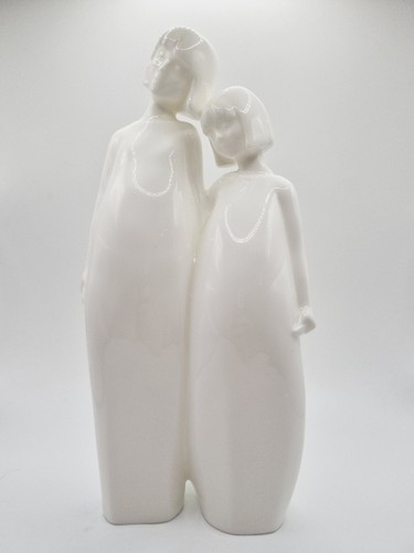 Royal doulton sisters figurine - royal,