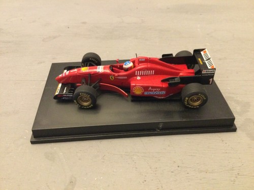 Minichamps 510 964301 - 1:43,
