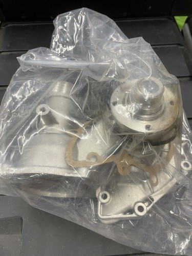 Water pump for bmw - e34, 530