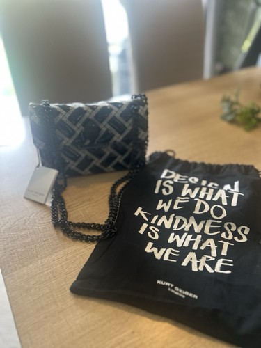 Vinted listing kurt geiger - vinted,