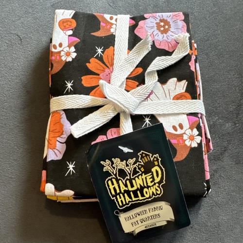 Haunted hallows hallowneen - haunted,