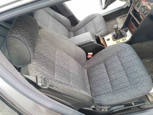 Right front seat - right,