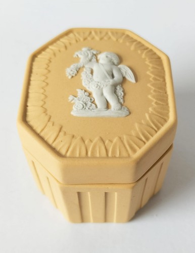 Wedgwood jasper yellow - wedgwood, trinket