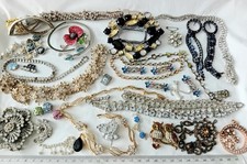 Job Lot Broken  Rhinestone Diamonte Costume Jewellery Spares Or Harvest A283