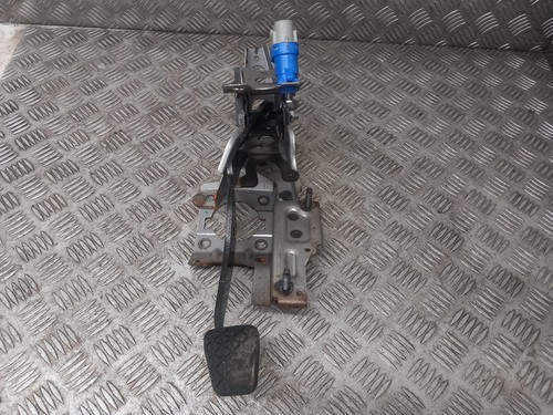 Ford fiesta mk8 - ford, pedal