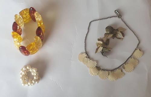Vintage costume jewellery 7 - jewellery,,