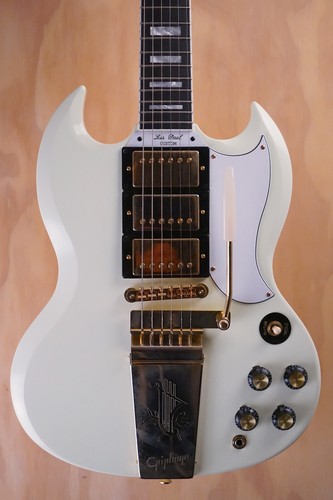 Epiphone inspired gibson sg - epiphone,
