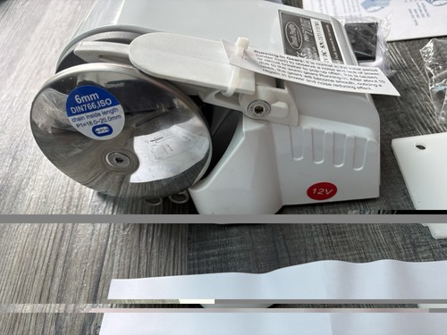 12v windlass horizontal - horizontal, south