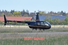 PHOTO  HELICOPTER ROBINSON R44