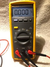 Fluke 233 Multimeter with all leads and case
