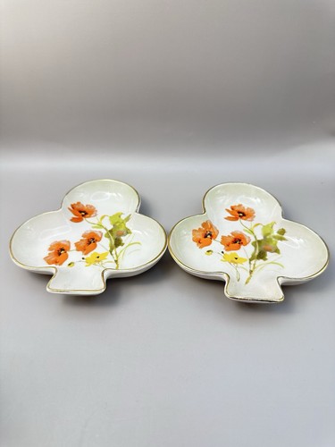 Pair royal worcester - of,
