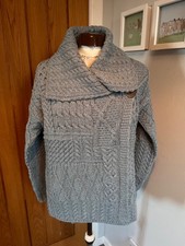 Aran Woollen Mills One Button Cardigan 100% Merino Wool Cable Knitted Sweater