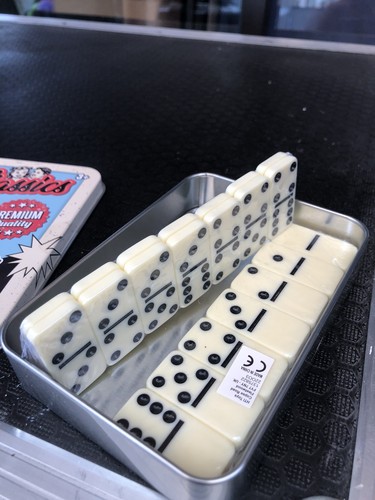 Classic double dominoes tin - 6,