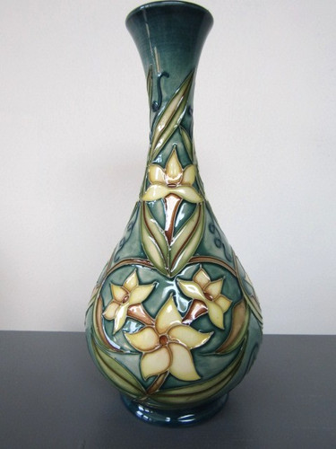 Moorcroft vase carousel - moorcroft,