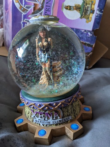 Rare collectible xena warrior - collectible,