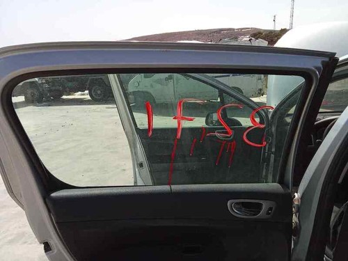 Rear window peugeot 307 - rear,