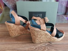 Schmoove Heroine Womens Wedge Sandals, size 40