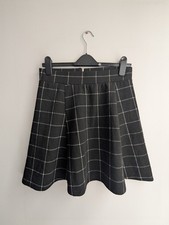 Janina black and white