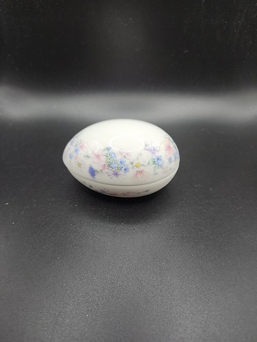 Wedgwood angela egg - wedgwood,
