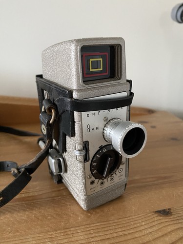 Vintage bell howell - &,
