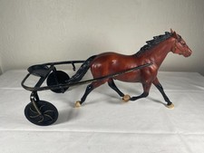 CM 1:9 Scale Black/Gold Detail