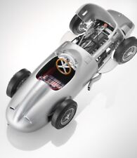 RARE MERCEDES W196 MONOPOSTO F1 1954-1955 SILVER 1:18 CMC (OEM DEALER MODEL)