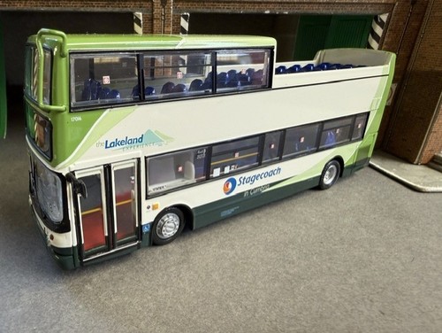 Cmnl ukbus 1045 dennis - ukbus, trident