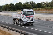 Truck Photo Mercedes-Benz