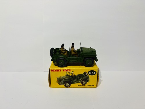 Dinky toys 674 - dinky, champ