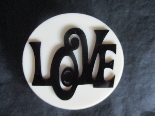 Tatty devine love - tatty, brooch
