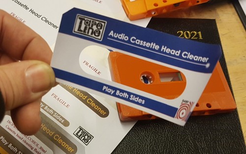 500 white audio cassette - 500,