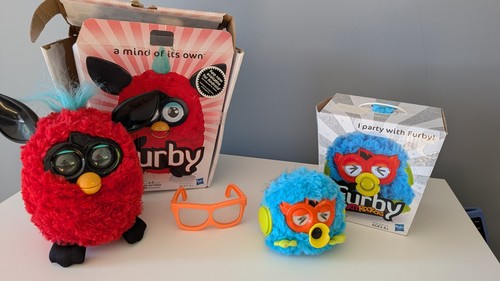 Furby interactive plush red - interactive,