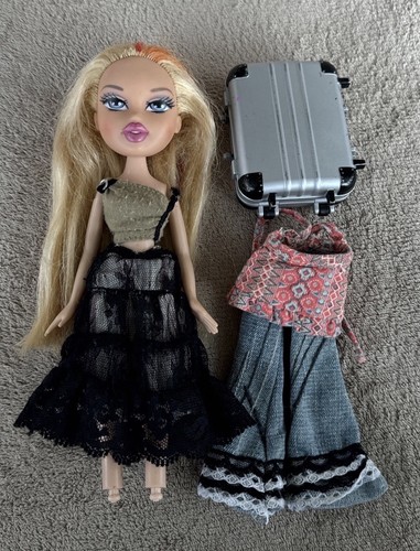 Bratz doll tokyo - doll, cloe