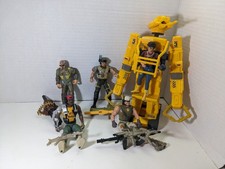 Lot Of 4 Alien Space Marines