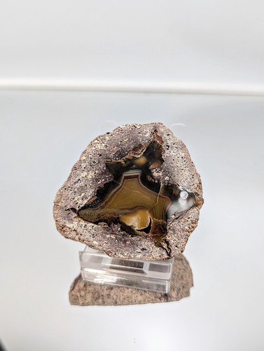 Agate crystal geode thunder - geode,